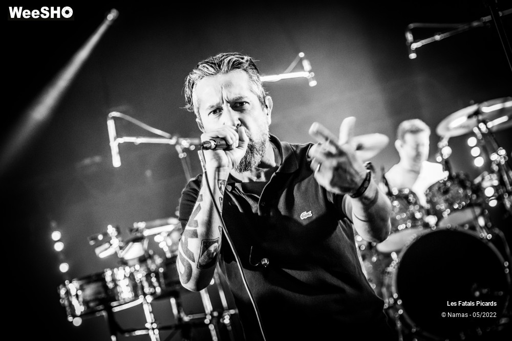 23/40 photos du spectacle Mégateuf ! Les Balances