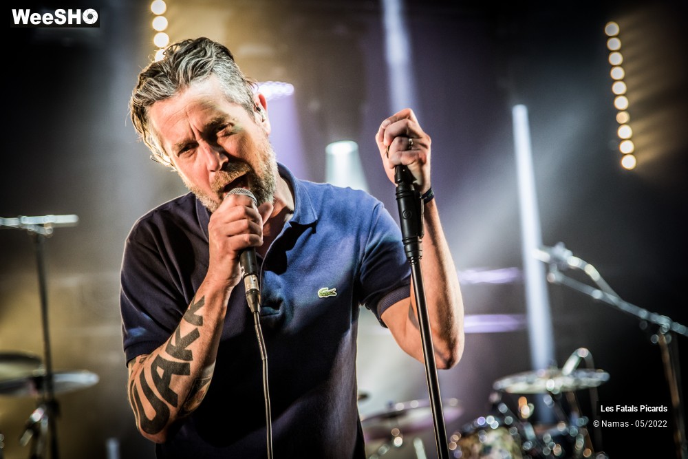 25/40 photos du spectacle Mégateuf ! Les Balances