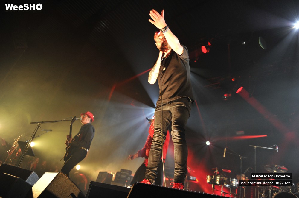 12/100 photos du spectacle Marcel et son Orchestre & Les Fatals Picards "La Mégateuf" au Zenith de Lille