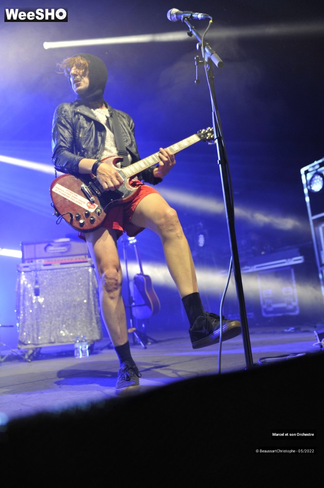 32/100 photos du spectacle Marcel et son Orchestre & Les Fatals Picards "La Mégateuf" au Zenith de Lille