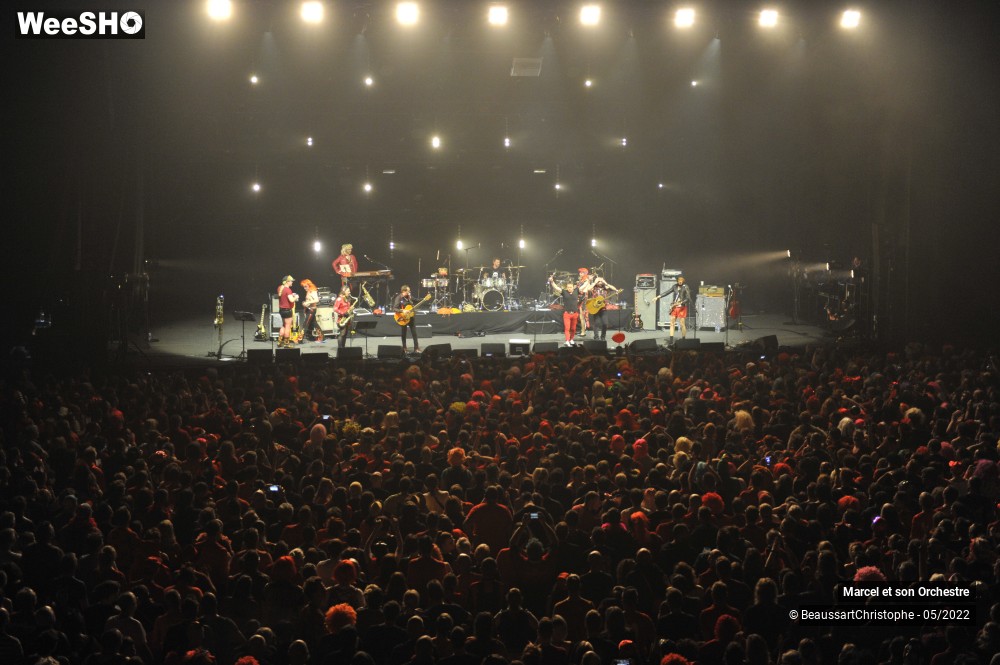 49/100 photos du spectacle Marcel et son Orchestre & Les Fatals Picards "La Mégateuf" au Zenith de Lille