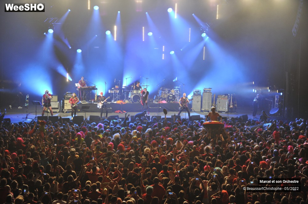 54/100 photos du spectacle Marcel et son Orchestre & Les Fatals Picards "La Mégateuf" au Zenith de Lille