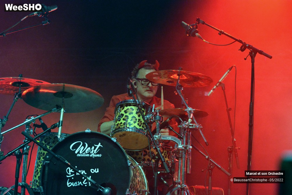 33/100 photos du spectacle Marcel et son Orchestre & Les Fatals Picards "La Mégateuf" au Zenith de Lille