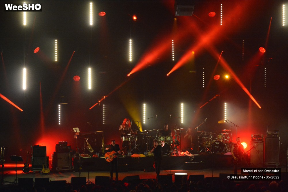 56/100 photos du spectacle Marcel et son Orchestre & Les Fatals Picards "La Mégateuf" au Zenith de Lille