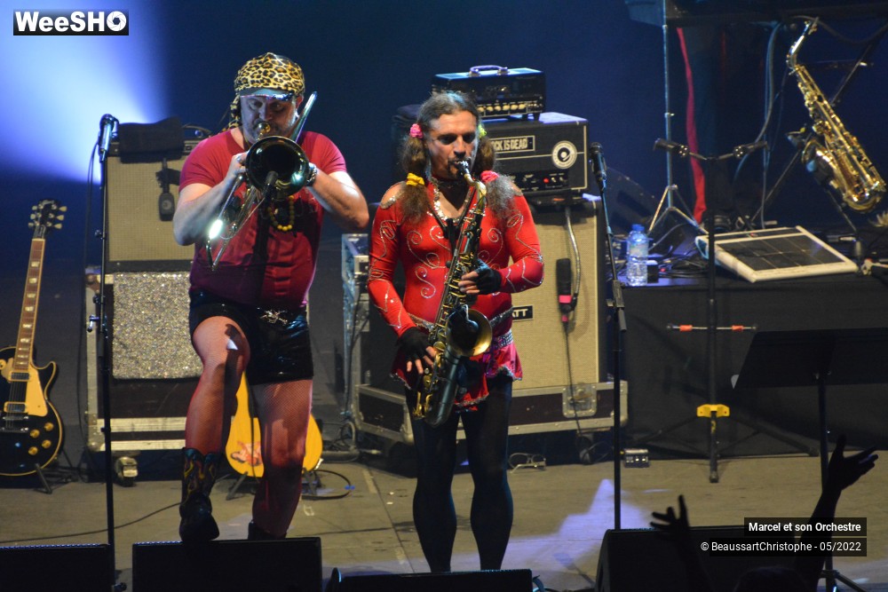 68/100 photos du spectacle Marcel et son Orchestre & Les Fatals Picards "La Mégateuf" au Zenith de Lille
