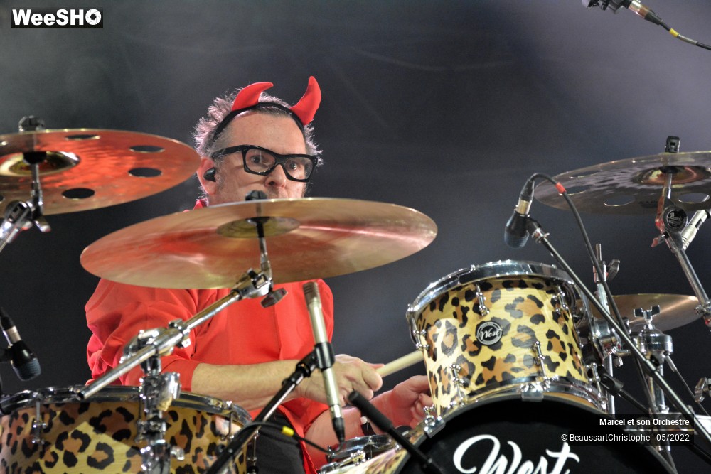 87/100 photos du spectacle Marcel et son Orchestre & Les Fatals Picards "La Mégateuf" au Zenith de Lille