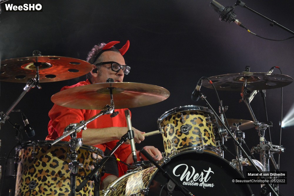 88/100 photos du spectacle Marcel et son Orchestre & Les Fatals Picards "La Mégateuf" au Zenith de Lille