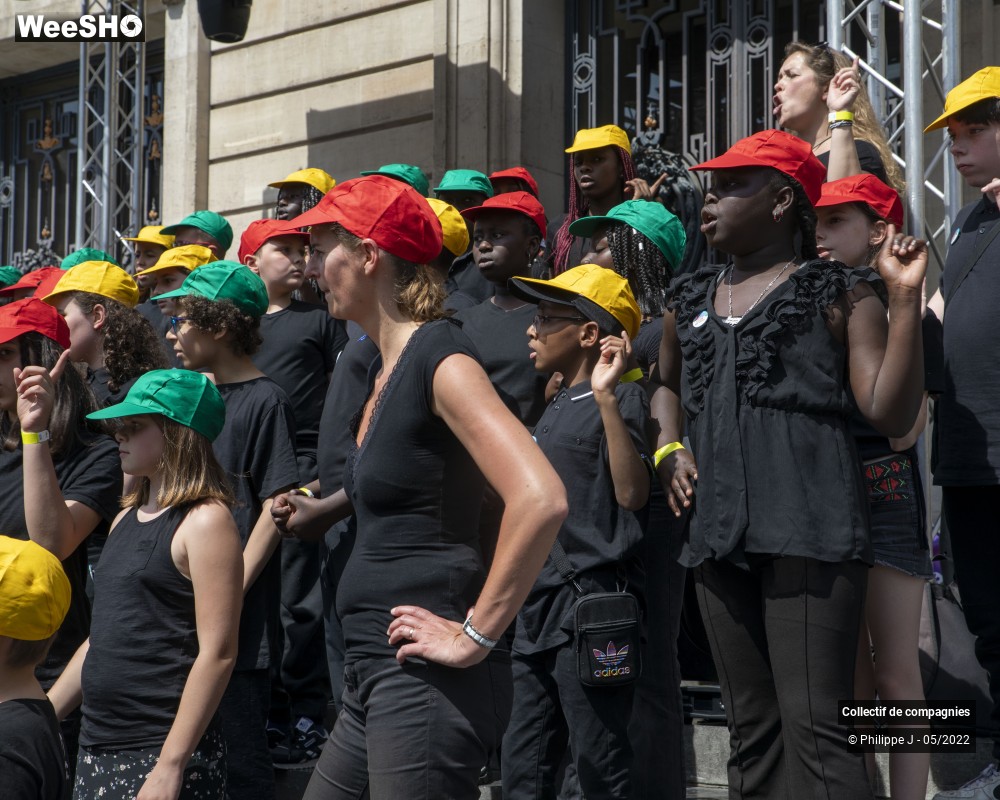 14/93 photos du spectacle Parade Utopia