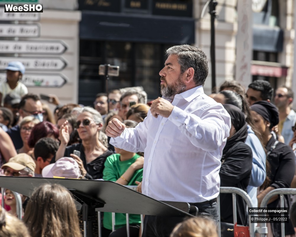 25/93 photos du spectacle Parade Utopia