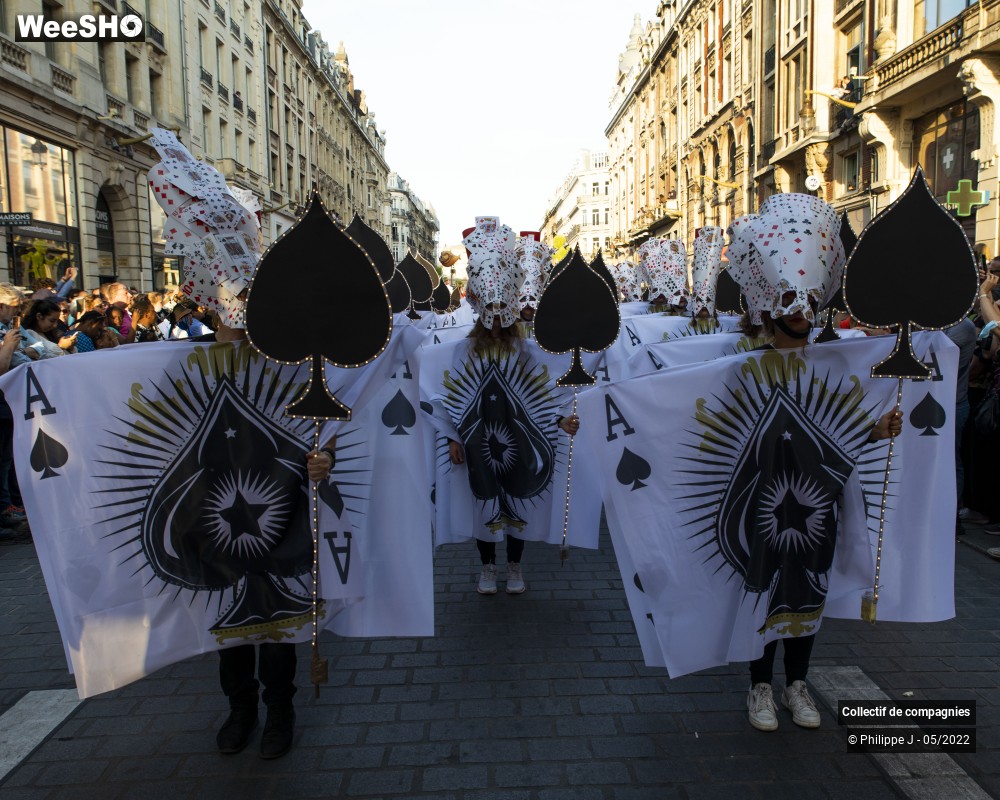 48/93 photos du spectacle Parade Utopia