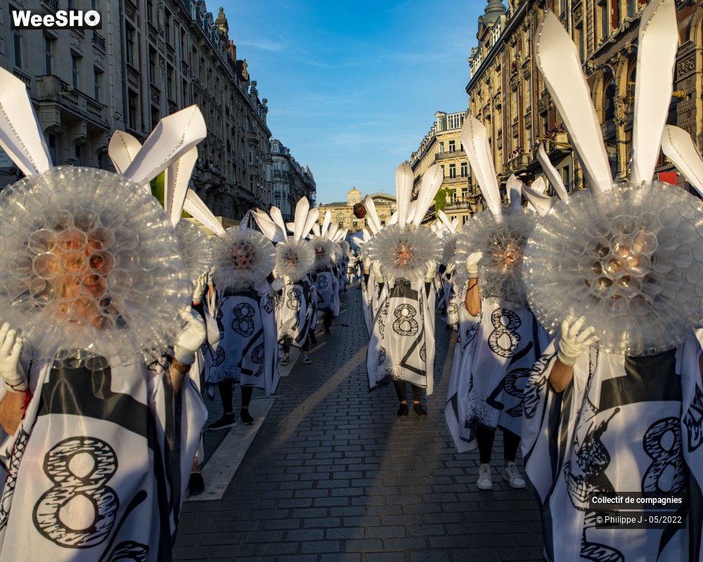 54/93 photos du spectacle Parade Utopia