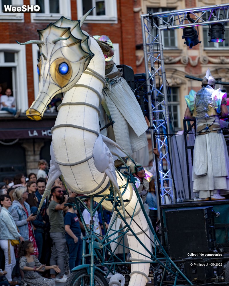93/93 photos du spectacle Parade Utopia