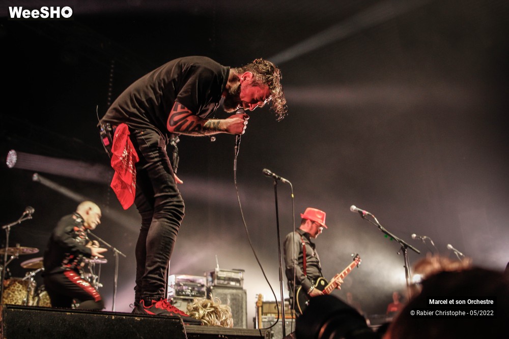 32/99 photos du spectacle Marcel et son orchestre + les fatals picards part 1