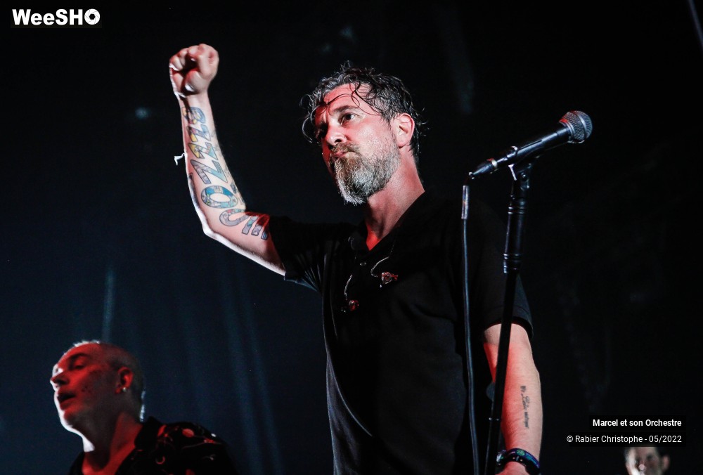 81/99 photos du spectacle Marcel et son orchestre + les fatals picards part 1