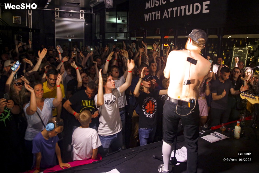 21/45 photos du spectacle Ambiance Red Hot Experience