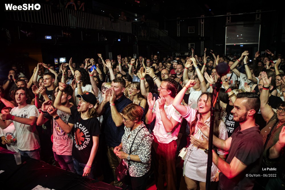 24/45 photos du spectacle Ambiance Red Hot Experience