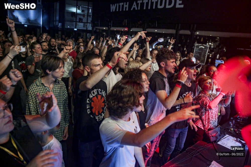 34/45 photos du spectacle Ambiance Red Hot Experience