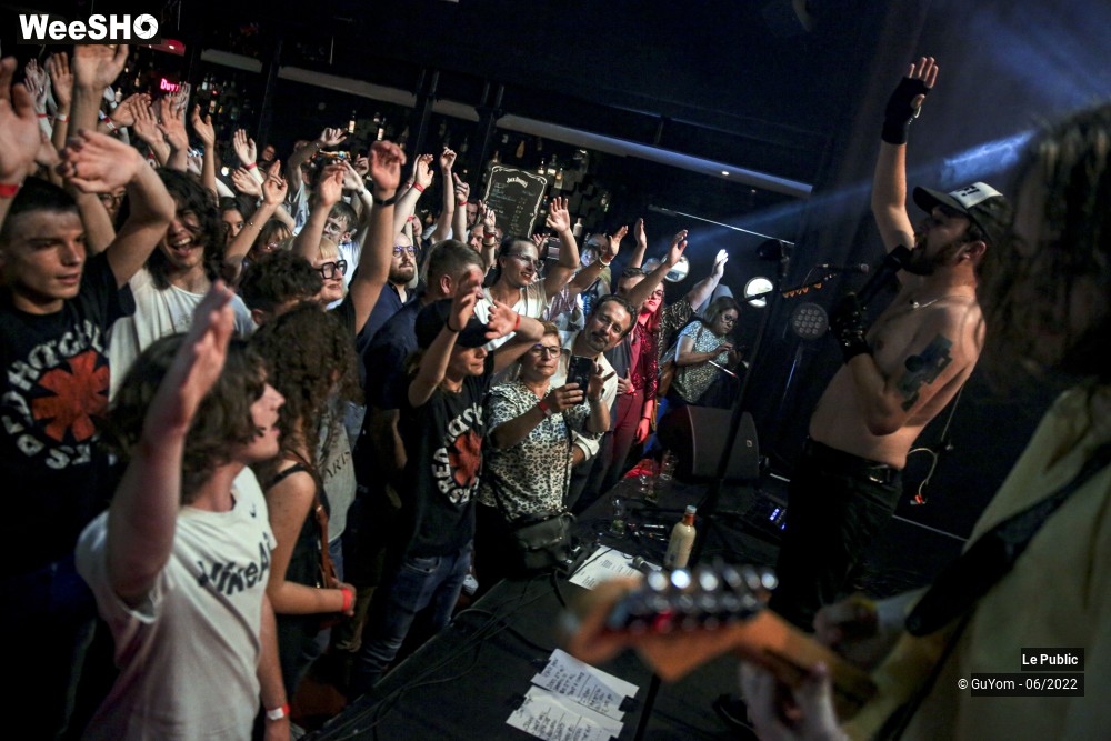 36/45 photos du spectacle Ambiance Red Hot Experience