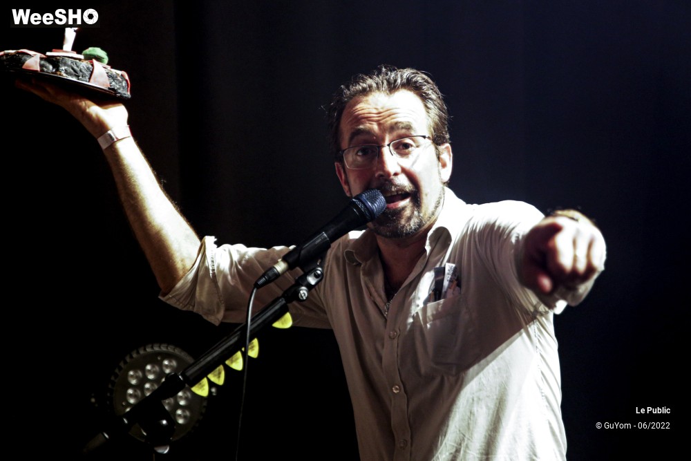 41/45 photos du spectacle Ambiance Red Hot Experience