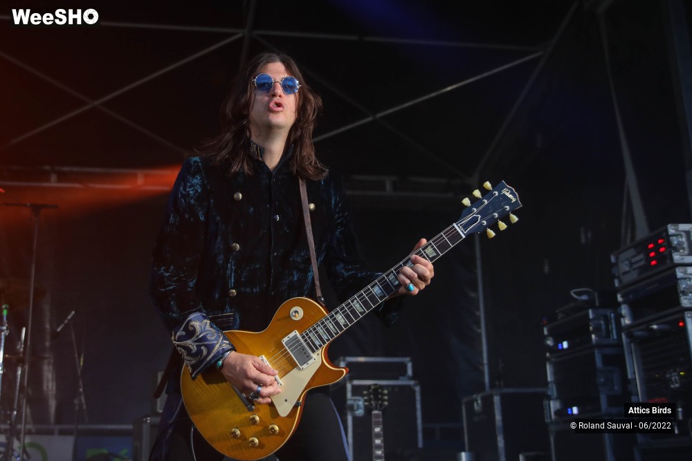 1/15 photos du spectacle DIRTY HONEY