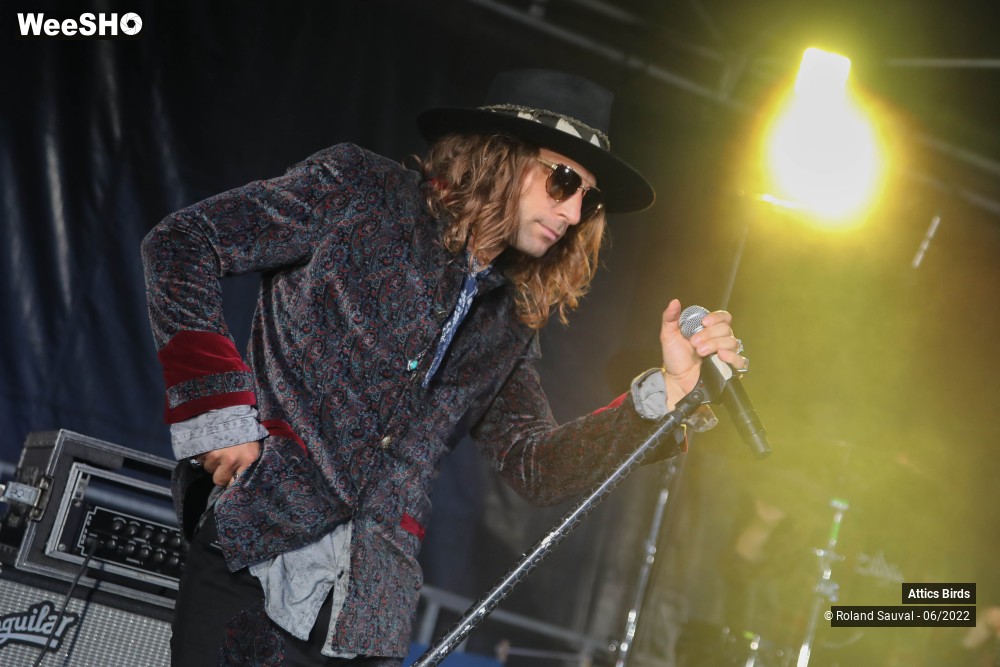 11/15 photos du spectacle DIRTY HONEY