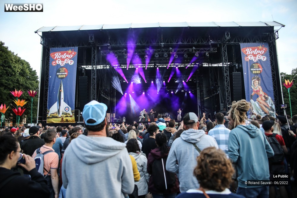 16/27 photos du spectacle Ambiance Retro c trop 2022