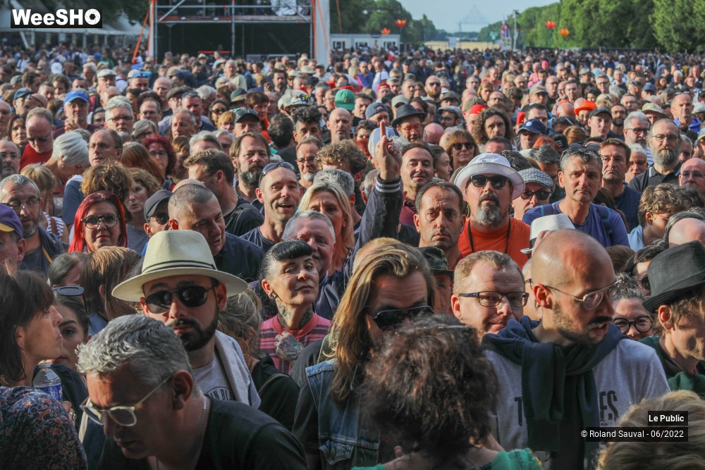 22/27 photos du spectacle Ambiance Retro c trop 2022