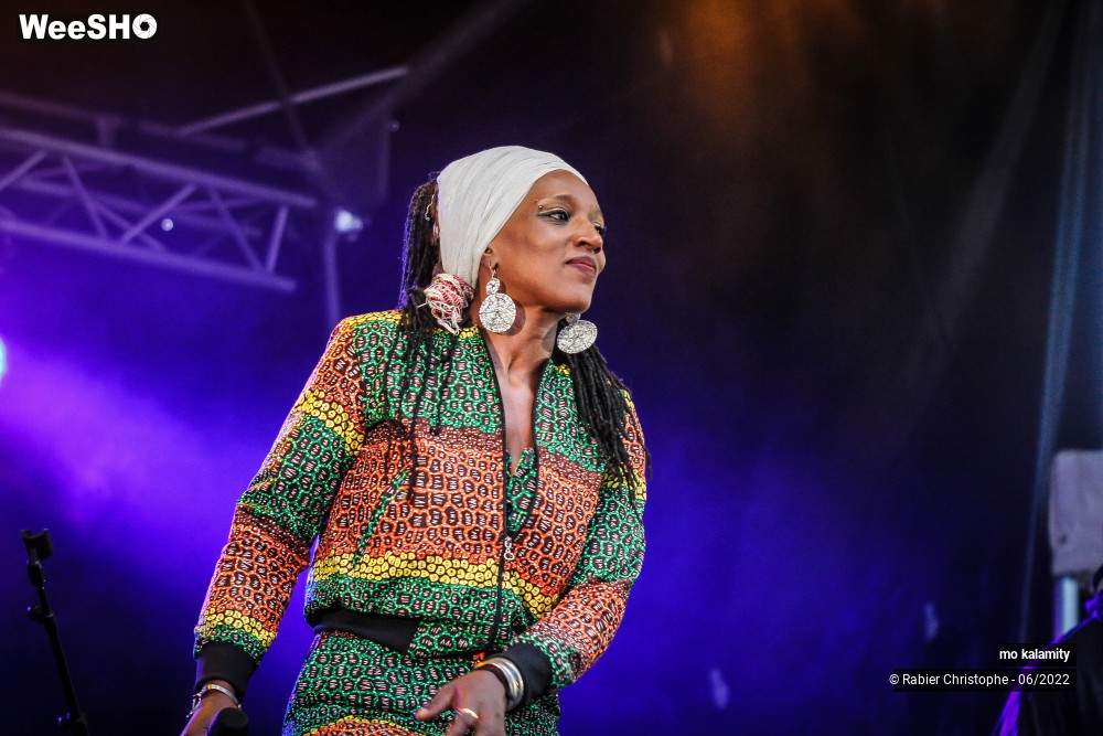 11/49 photos du spectacle mo kalamity