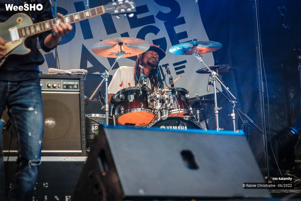 19/49 photos du spectacle mo kalamity