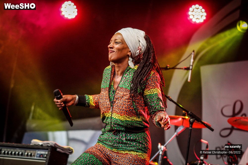 39/49 photos du spectacle mo kalamity