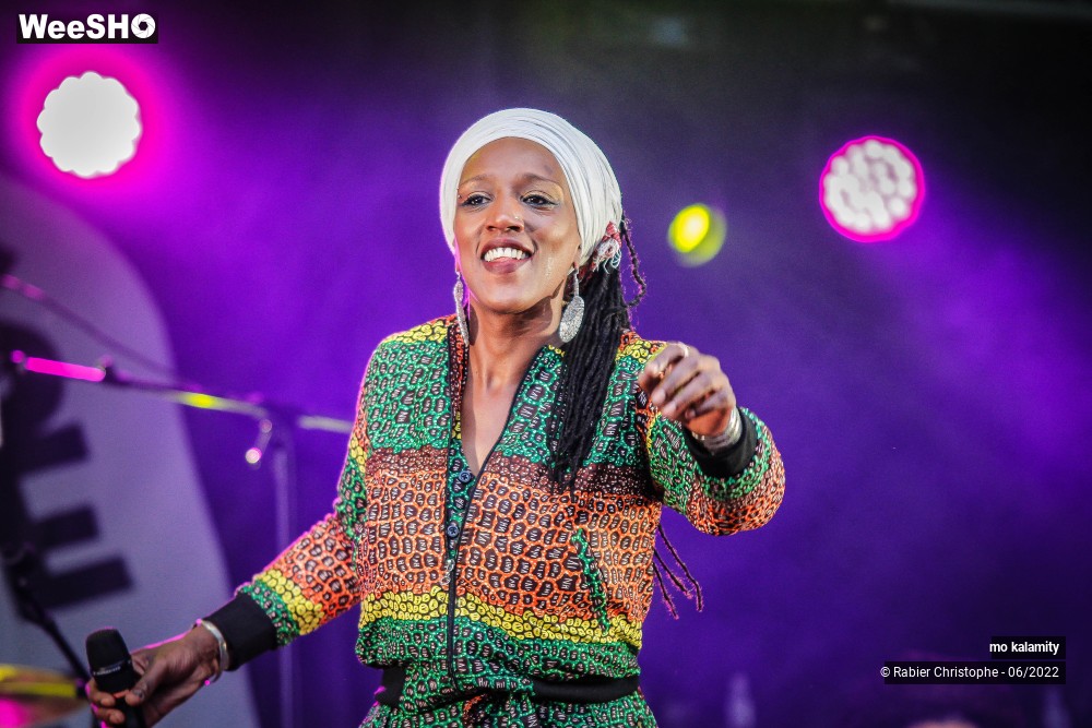 48/49 photos du spectacle mo kalamity