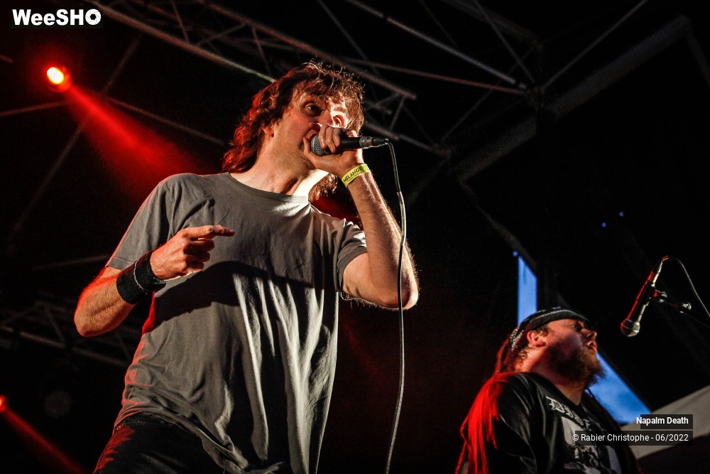 14/29 photos du spectacle napalm death
