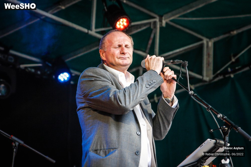 24/63 photos du spectacle revoc asylum