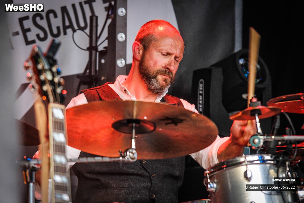 25/63 photos du spectacle revoc asylum