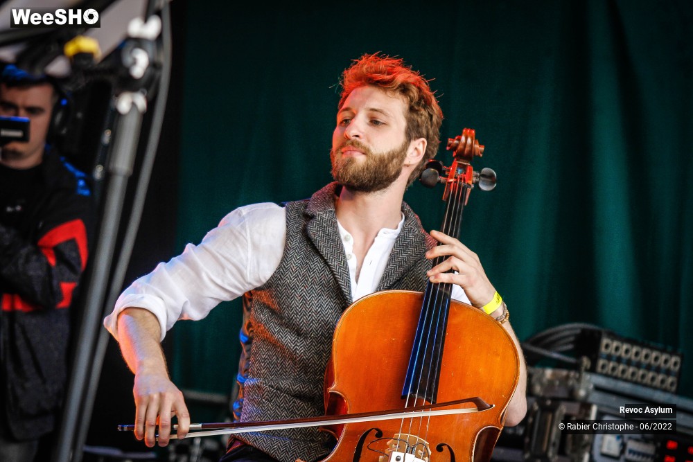 27/63 photos du spectacle revoc asylum