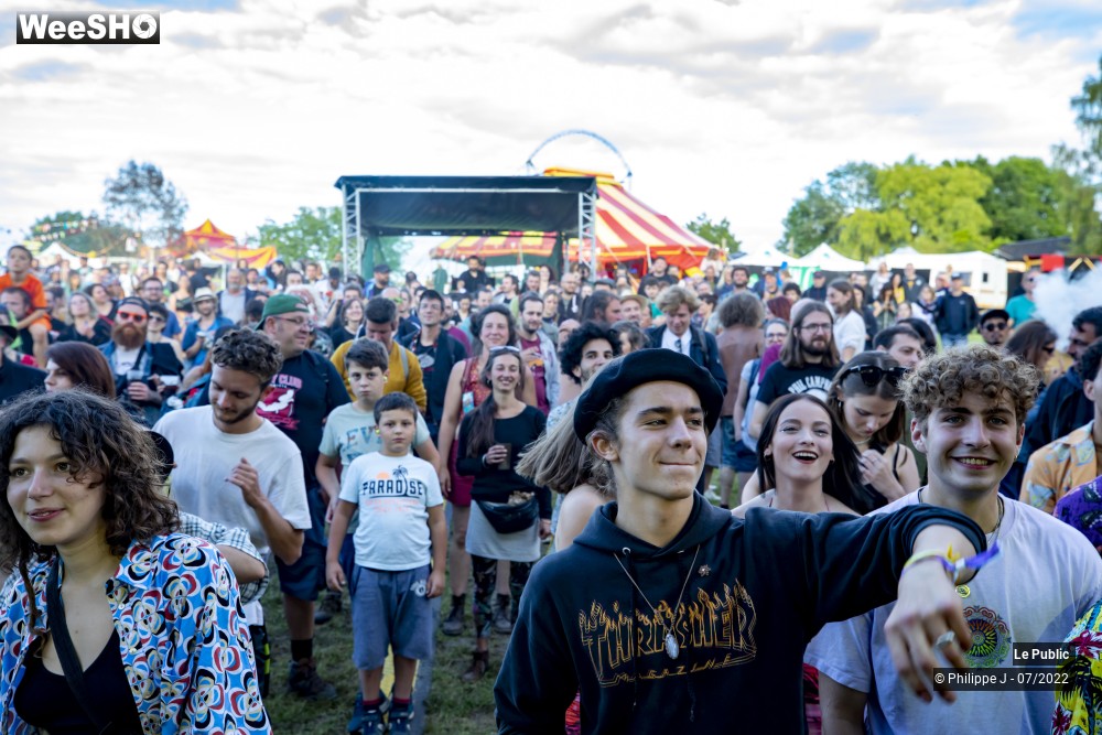 14/26 photos du spectacle Ambiance 1 Paradisiac Field