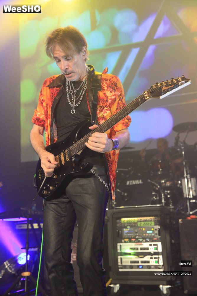 15/39 photos du spectacle Steve Vai