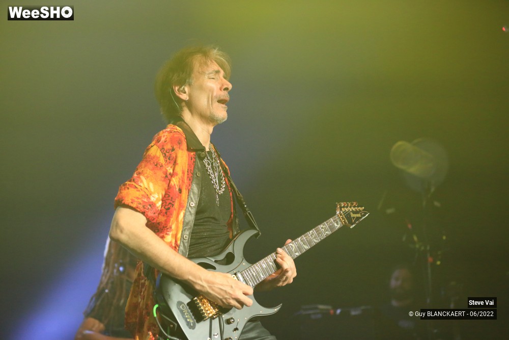 19/39 photos du spectacle Steve Vai