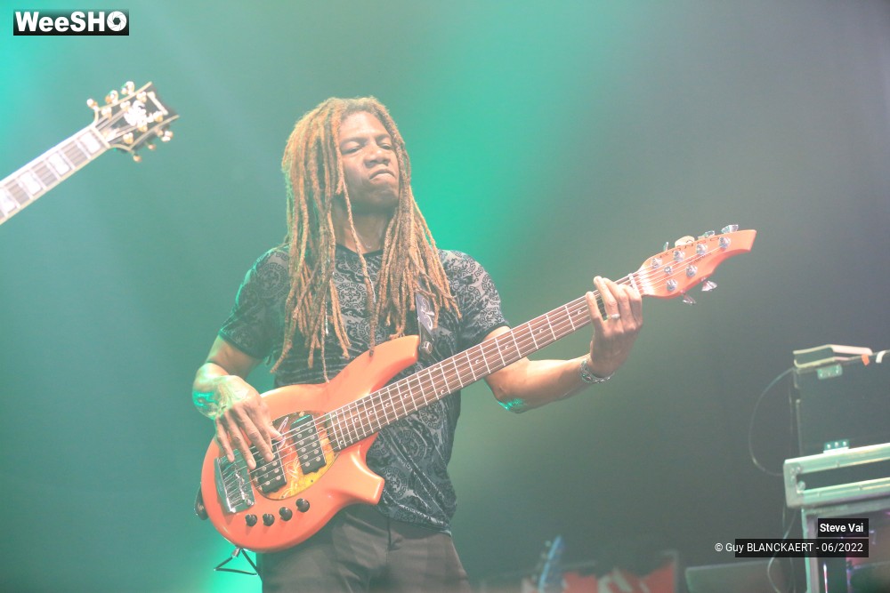 23/39 photos du spectacle Steve Vai