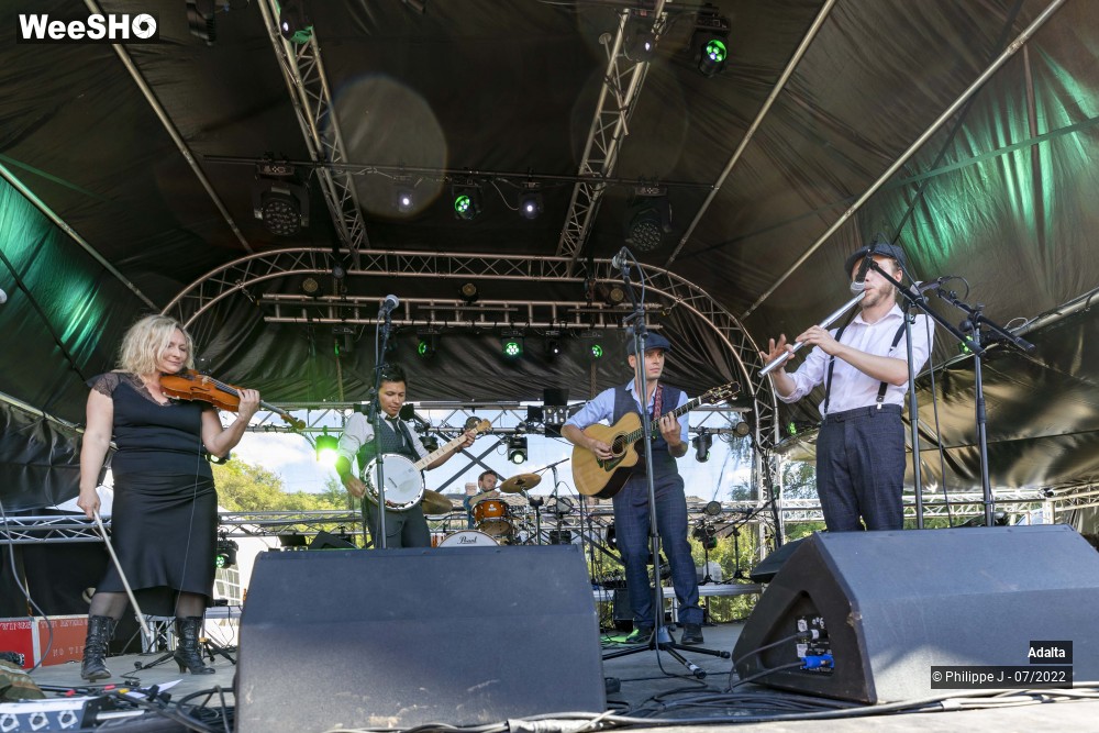 9/10 photos du spectacle Adalta