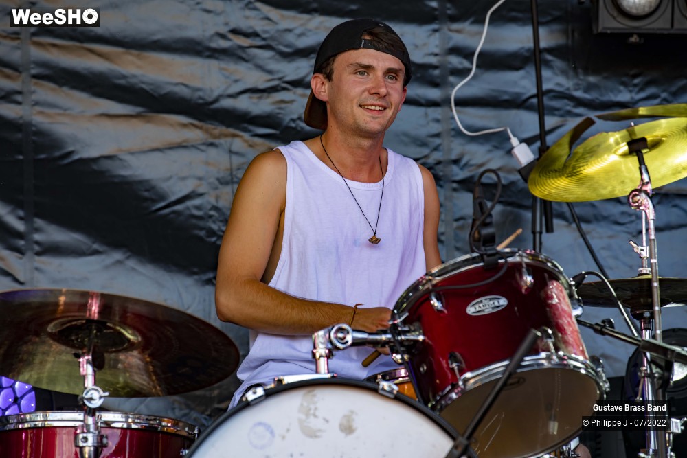 17/20 photos du spectacle Gustave Brass Band