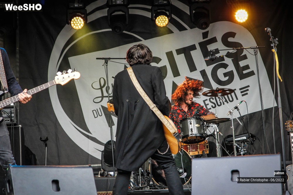 27/28 photos du spectacle Patron