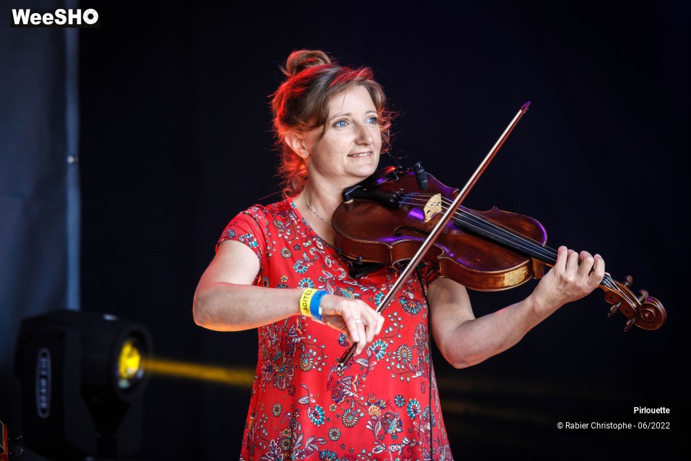 8/13 photos du spectacle Pirlouette