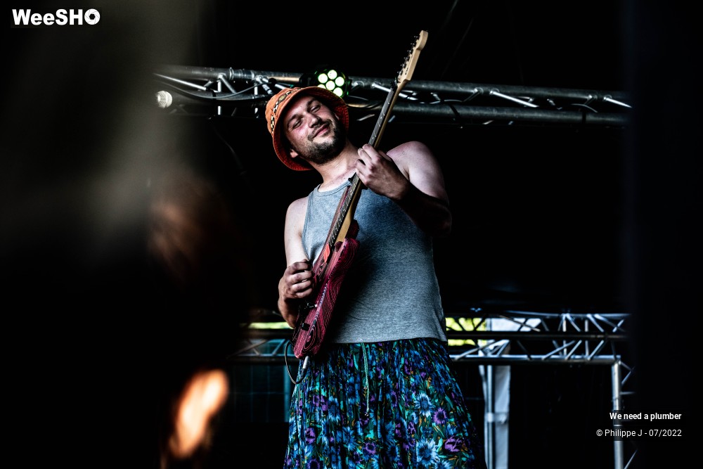 19/19 photos du spectacle We need a plumber