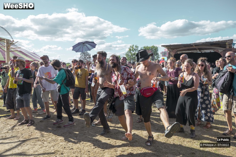 2/30 photos du spectacle Ambiance 3 Paradisiac Field