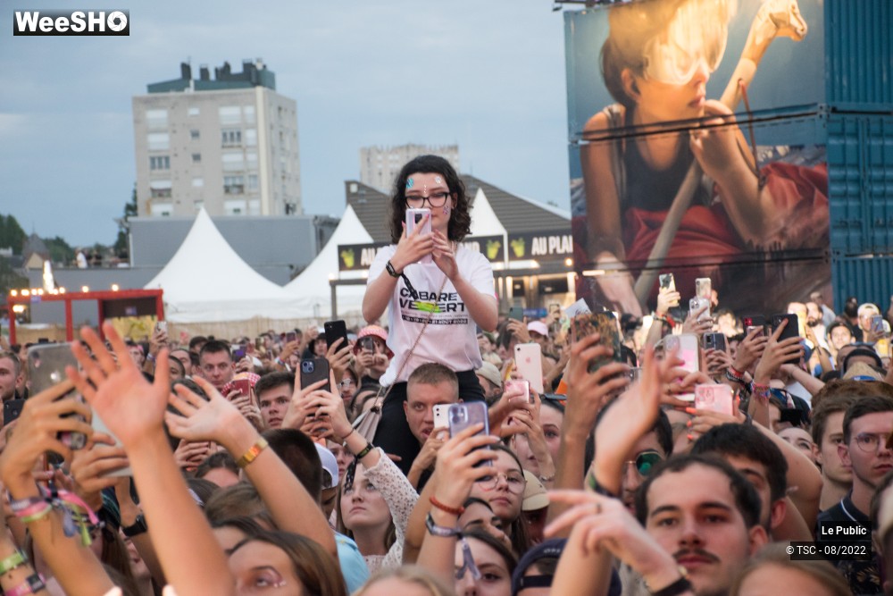 42/48 photos du spectacle Ambiance J5 au Cabaret Vert 2022