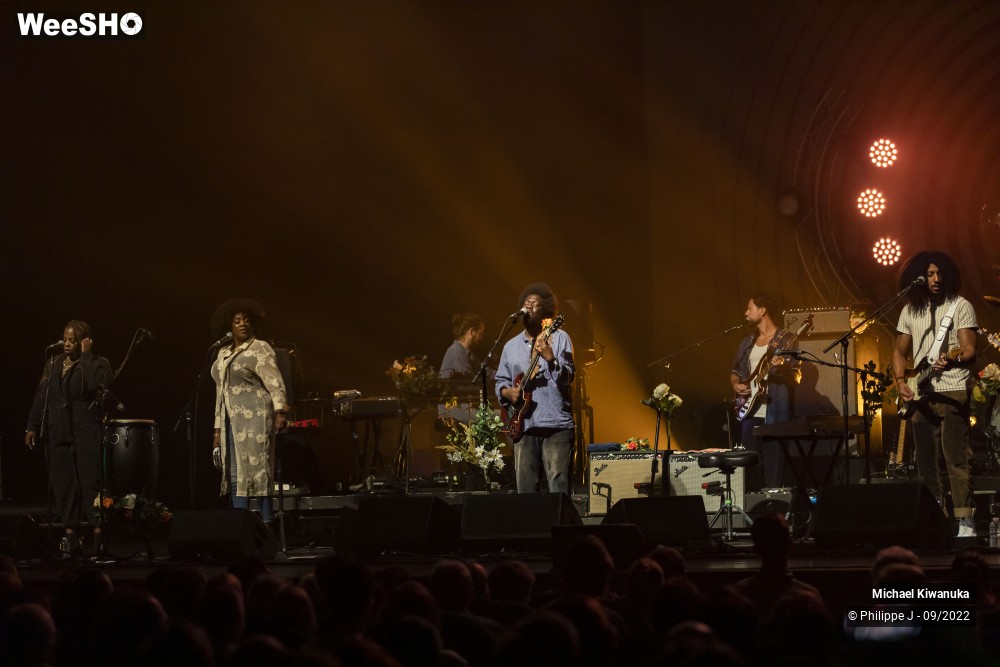 4/20 photos du spectacle Michael Kiwanuka