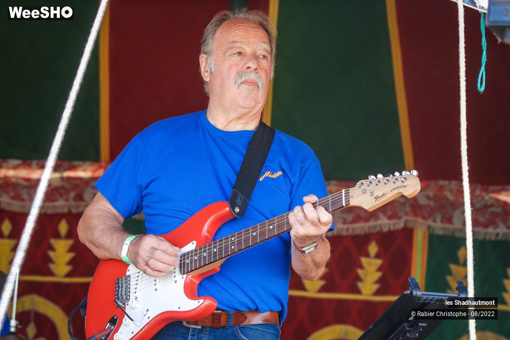 17/23 photos du spectacle les Shadhautmont