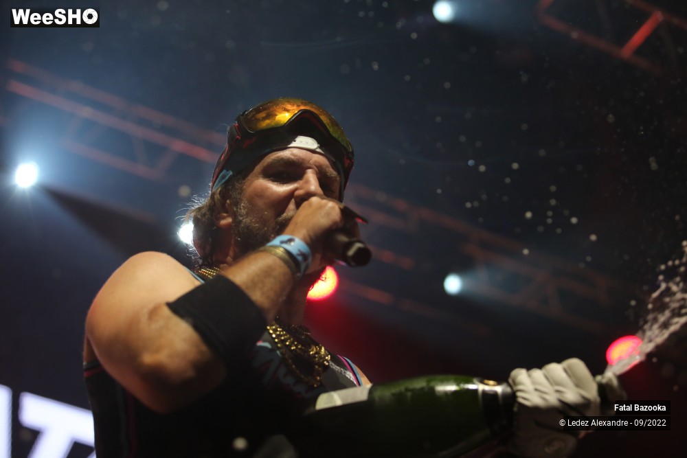 7/55 photos du spectacle Fatal Bazooka