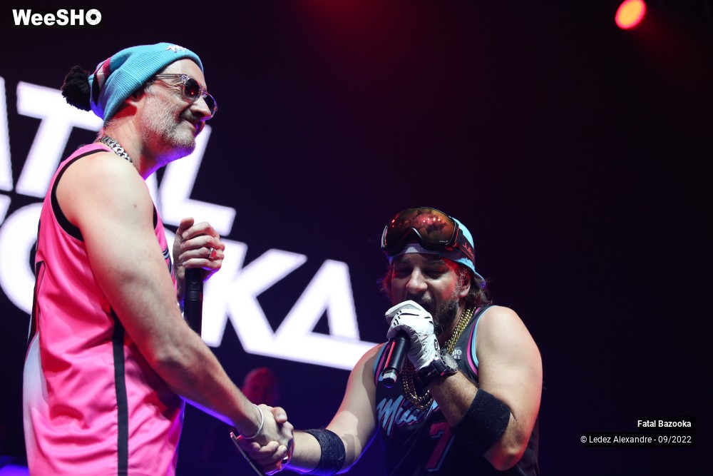 25/55 photos du spectacle Fatal Bazooka